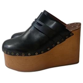 Céline Clogs Black