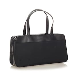 Burberry-Black Burberry Nylon Handbag-Black