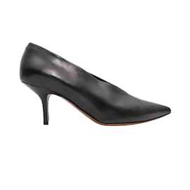 Celine pointed deals toe pumps