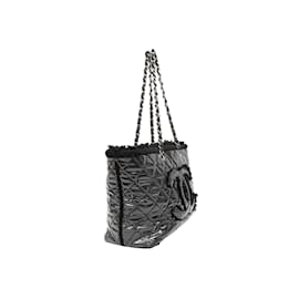 Chanel-Bolsa preta Chanel acolchoada de algodão com franjas e PVC-Preto