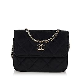 Chanel-Black Chanel Matelasse Velvet Pearl Crush Flap Bag-Black