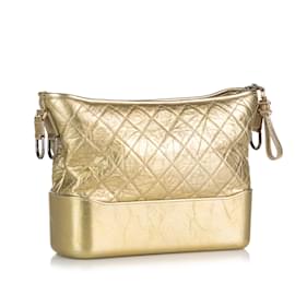 Chanel-Bolsa de ombro Chanel média Gabrielle Hobo dourada-Dourado