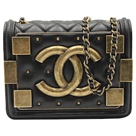 Chanel-Chanel Classic Boy Brick Flap Bag mit Nieten aus schwarzem Lammleder-Schwarz