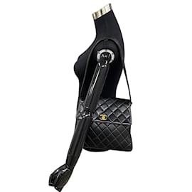 Chanel-Bolso de hombro acolchado CC con solapa-Negro