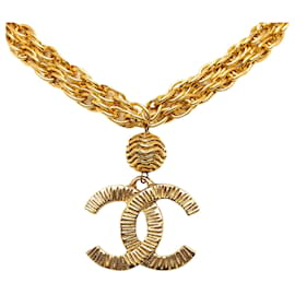 Chanel-Collier pendentif Chanel Or CC-Doré