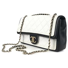 Chanel-Bolso mediano con solapa y gráfico bicolor blanco de Chanel-Blanco,Otro