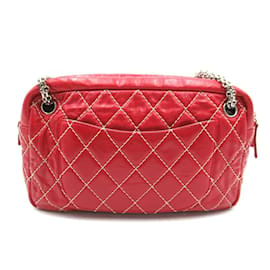 Chanel-Quilted Medium Reissue Camera Bag-Red