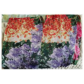 Pleats Please-Superbe foulard Madame T Issey Miyake Pleats Please-Multicolore