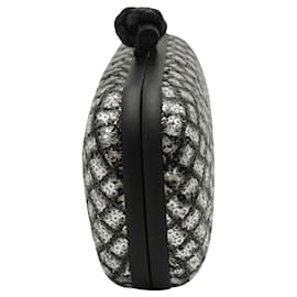 Bottega Veneta-Bottega Veneta Knot Clutch mit schwarzen und silbernen Pailletten-Silber