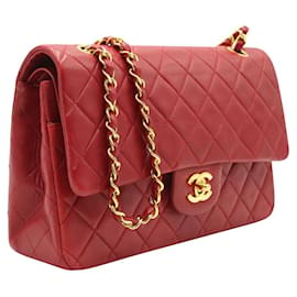 Chanel-Chanel Classic Double Flap Medium Shoulder Bag in Red Caviar Leather -Red