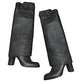 Chanel-Hervorragende Chanel-Gamaschenstiefel-Schwarz