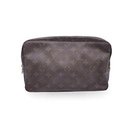 Louis Vuitton-Louis Vuitton Clutch Bag Vintage Trousse de Toilette-Brown