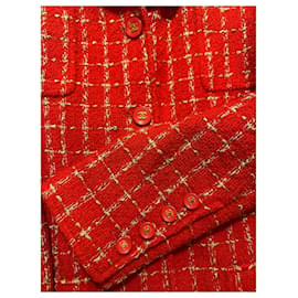 Chanel-Chaqueta de tweed CHANEL-Roja