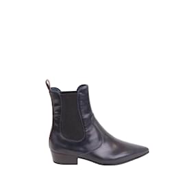 Louis Vuitton-Leather boots-Black