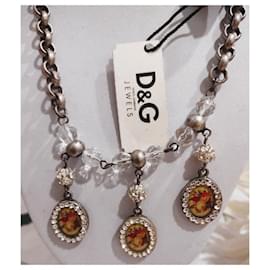 Dolce & Gabbana-Tara Vintage DOLCE & GABBANA Halskette aus brüniertem Stahl mit drei Kameen, NEU-Silber