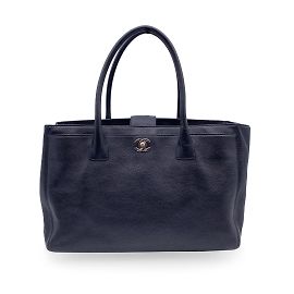Chanel 2010s Black Pebbled Leather Executive Tote Bag with Strap Black
