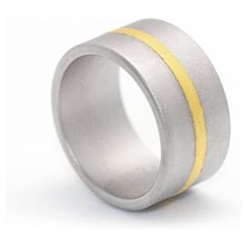 Autre Marque-NIESSING FUSION Ring in Yellow Gold and Steel.-Golden