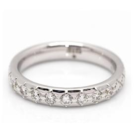Gucci-GUCCI Diamantissimo ring in white gold.-Silvery
