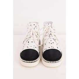Chanel-Leather sneakers-White