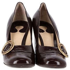 Chloé Bombas com detalhe de fivela em couro marrom Marrom