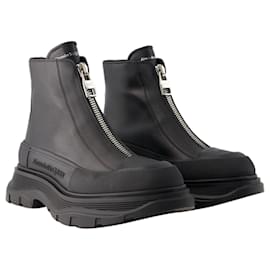 Alexander Mcqueen-Stivaletti Tread Slick - Alexander Mcqueen - Pelle - Nero-Nero