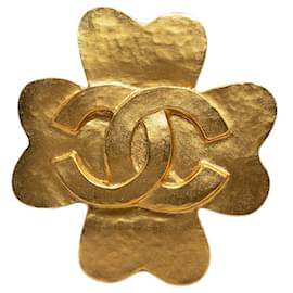Chanel-Chanel Gold CC Clover Brooch-Golden