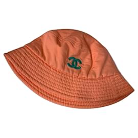 Chanel-Sombreros-Naranja