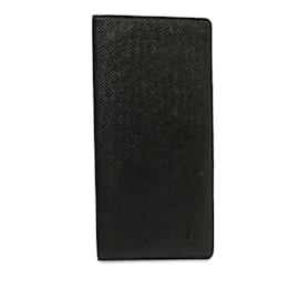 Louis Vuitton-Porta Pasaporte Taiga M30392-Negro
