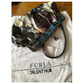 Furla-Leitmotif bag 11/09-Multiple colors