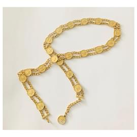 Chanel-Gürtel mit CC-Sternmedaillon-Gold hardware