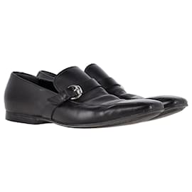 Gucci-Gucci-Loafer mit Schnalle aus schwarzem Leder-Schwarz