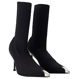 Alexander Mcqueen-Stiefeletten mit spitzer Zehenpartie – Alexander Mcqueen – Leder – Schwarz-Schwarz