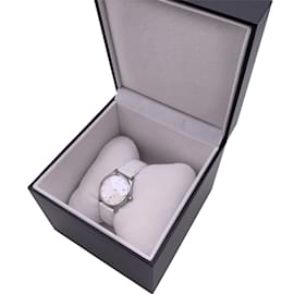 Gucci-Reloj blanco con esfera de nácar y diamantes delgados G-Timeless-Blanco