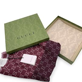 Gucci-Écharpe châle en laine bordeaux GG ssima-Bordeaux