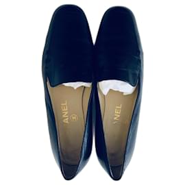 Chanel-CC Loafers-Black