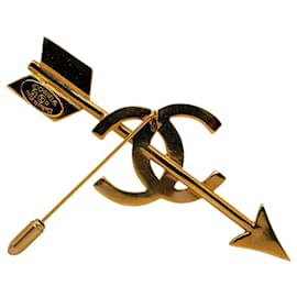Chanel-Chanel Gold CC Arrow Brooch-Golden