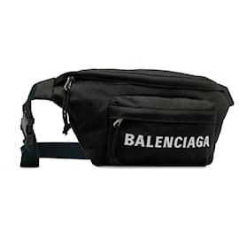 Balenciaga-Balenciaga Black Nylon Everyday Belt Bag-Black