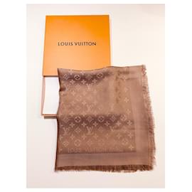 Louis Vuitton-Chal clásico de capuchino con monograma Louis Vuitton-Caramelo