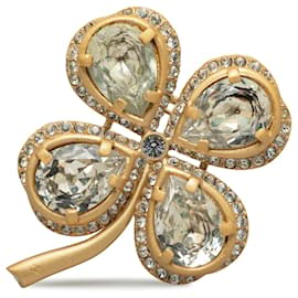 Chanel-Broche Chanel con diamantes de imitación y trébol dorado-Dorado