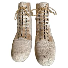 Chanel-Chanel leather ankle boots camelia lace and nude beige or light terracotta silk T. 38-Beige