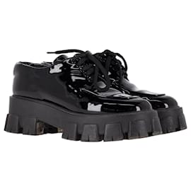 Prada-Prada Monolith Platform Derby Shoes in Black Patent Leather-Black