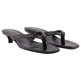 Totême-The Flip Flop Sandals - TOTEME - Leather - Black-Black
