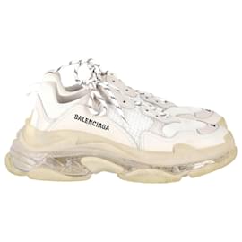 Balenciaga-Balenciaga Triple S Clear Sole Sneakers in White Polyester and Polyurethane-White