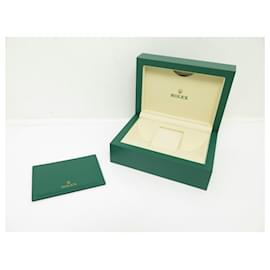 Rolex-ROLEX WATCH BOX 39139.02 OYSTER M PERPETUAL DATEJUST GREEN LEATHER WATCH BOX-Green