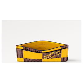 Louis Vuitton-Porta-cartões LV damier pop novo-Amarelo