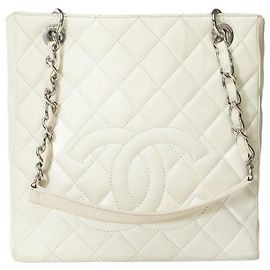 Sacola de compras CHANEL Petite em couro bege - 101699 Bege