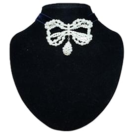 Chanel-Navy Blue Velvet Choker with Faux Pearls-Blue,Navy blue