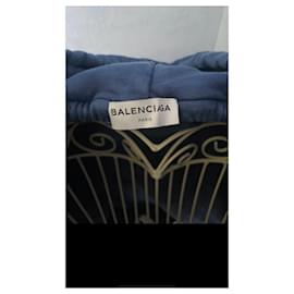 Balenciaga-LOGO HOODIE IN MULTICOLOURED LOGO-PRINT FRONT-Bleu