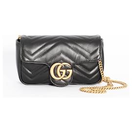 Gucci-Gucci Marmont super mini handbag-Black