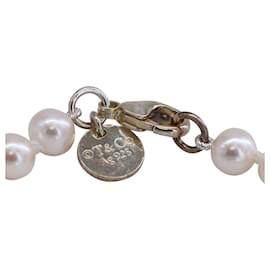 Tiffany & Co-TIFFANY & CO. Bracelet de perles de la collection Ziegfield en perles blanches-Blanc,Écru